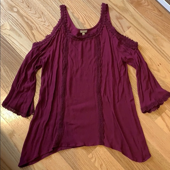 Eyeshadow Tops - Cold Shoulder Top Eyeshadow Tops - Cold Shoulder Top
